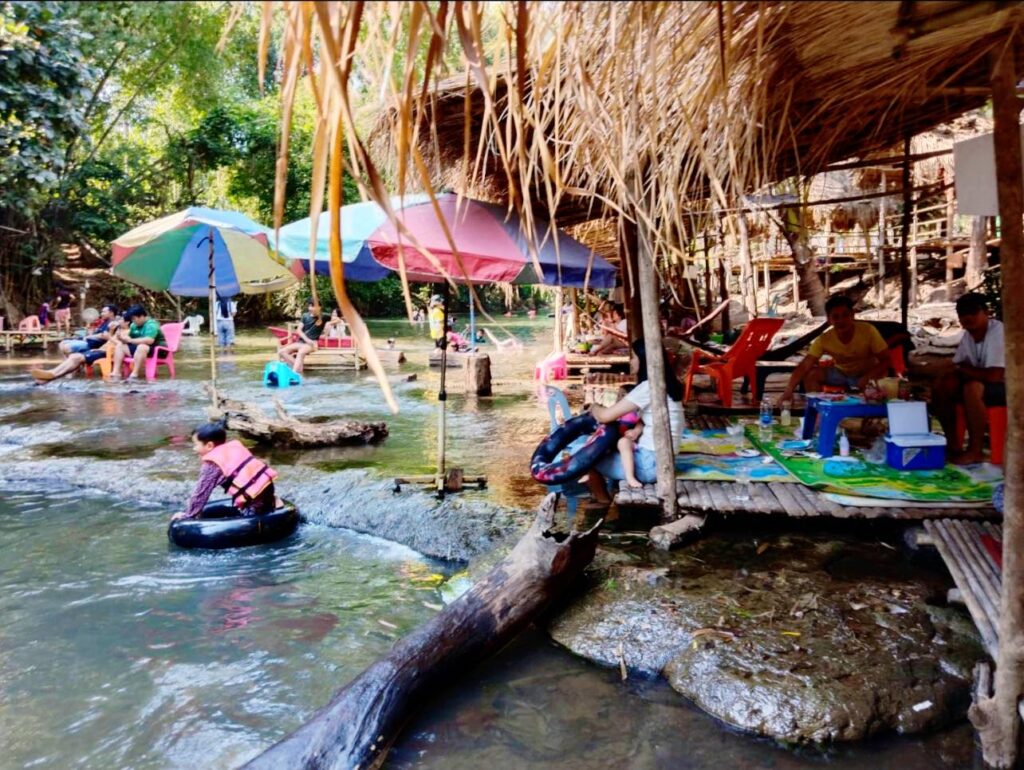 ไร่อุดมสุขฝายตาสวน - Rai Udomsuk Fyatasuon ภูผาม่าน